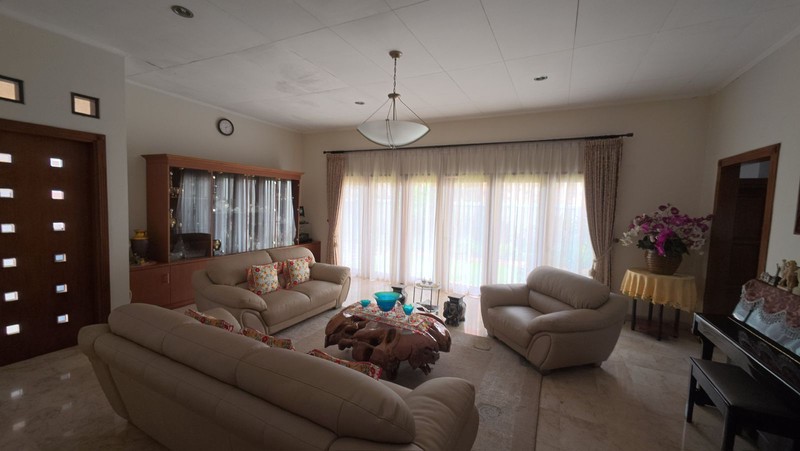 Rumah Luas(568m)  Furnished Area Griya Loka Sektor 1 BSD, Near Gate Tol.