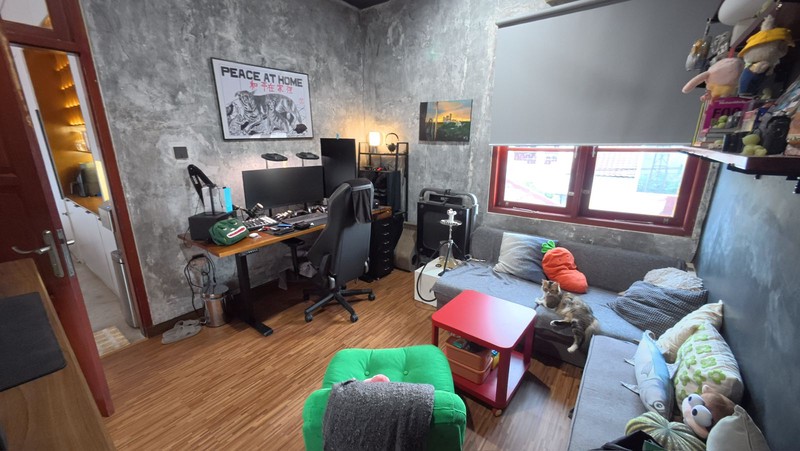 Rumah Luas(568m)  Furnished Area Griya Loka Sektor 1 BSD, Near Gate Tol.