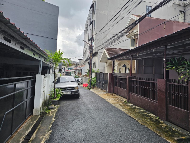 Dijual rumah di Blok S Kebayoran Baru