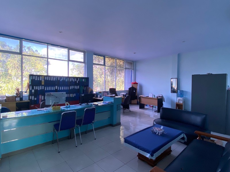 Gedung Kampus 3 Lt di Serang Banten