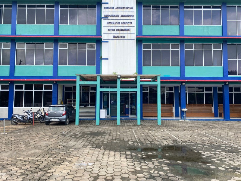Gedung Kampus 3 Lt di Serang Banten