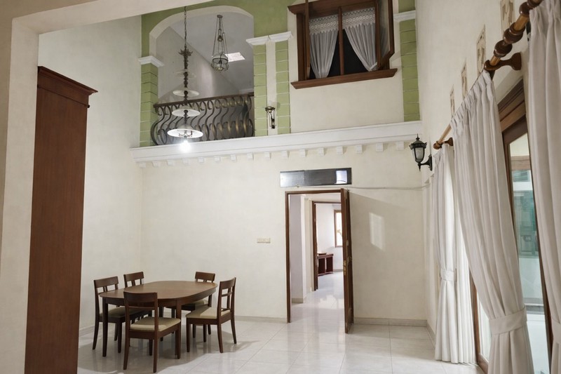 Dijual rumah Jl Widya Candra 