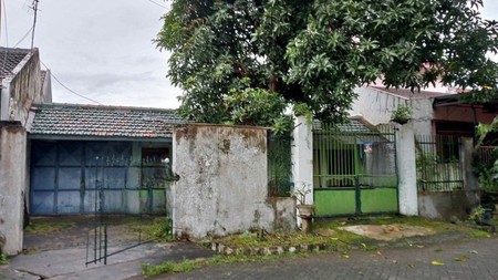 Dijual Rumah Hitung Tanah di Kutisari Indah Surabaya