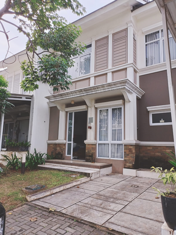 Rumah Adem dan Minimalist di Kota Wisata Cibubur 