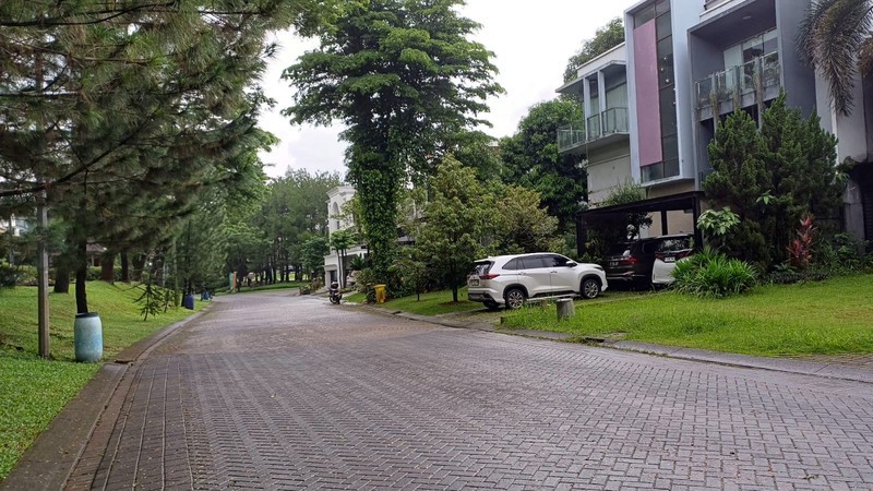 jual cepat rumah strategis denkat toll in dan out bsd city de latinos cluster caribbean