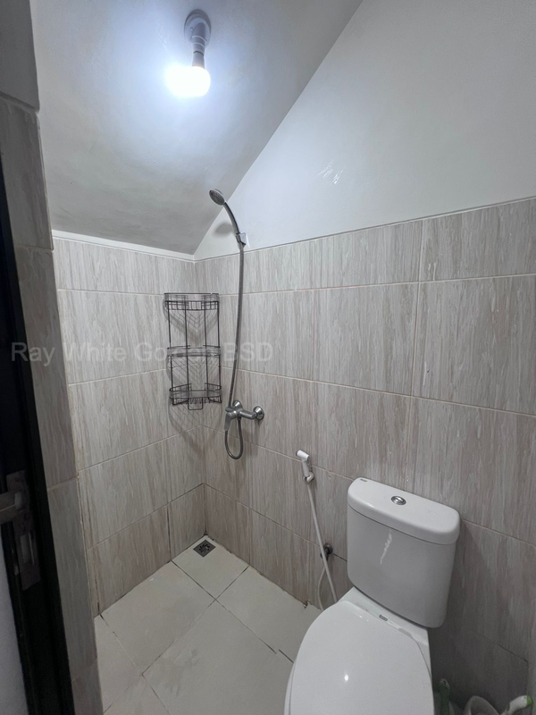 Disewa Rumah Strategis Dekat Jalan Toll Semi Furnished Provence Suites BSD