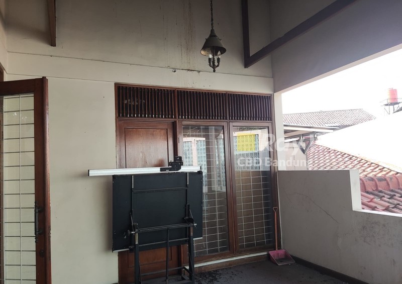 Langka! Rumah Luas dan Strategis di Sayap Dago, Bandung!