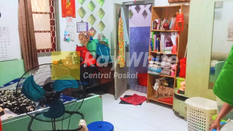 Rumah Dekat Alun-Alun 