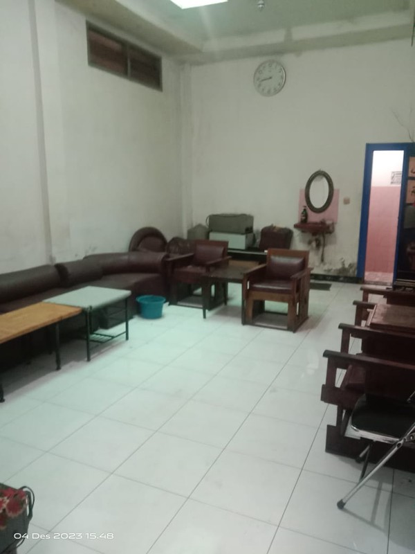 Rumah Dekat Alun-Alun 