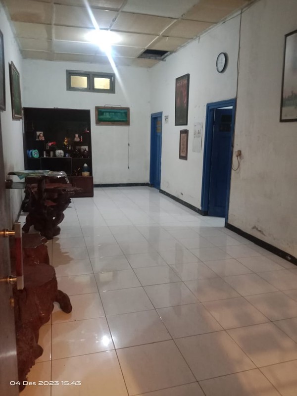 Rumah Dekat Alun-Alun 