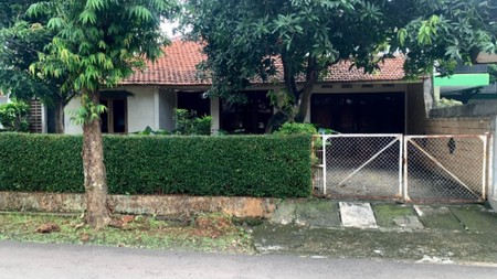 Rumah Lama 1 lantai di Pesanggrahan- Jaksel