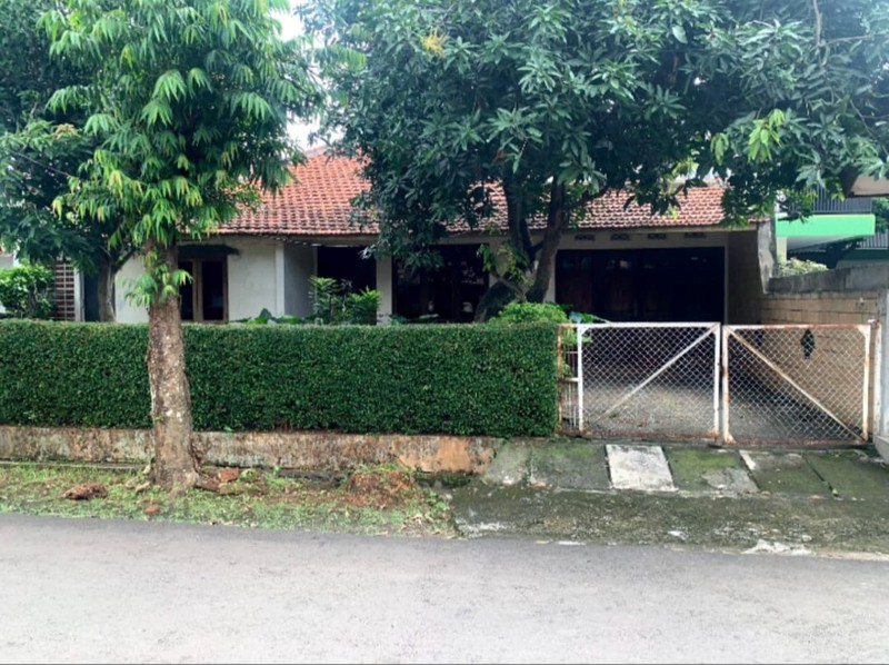 Rumah Lama 1 lantai di Pesanggrahan- Jaksel
