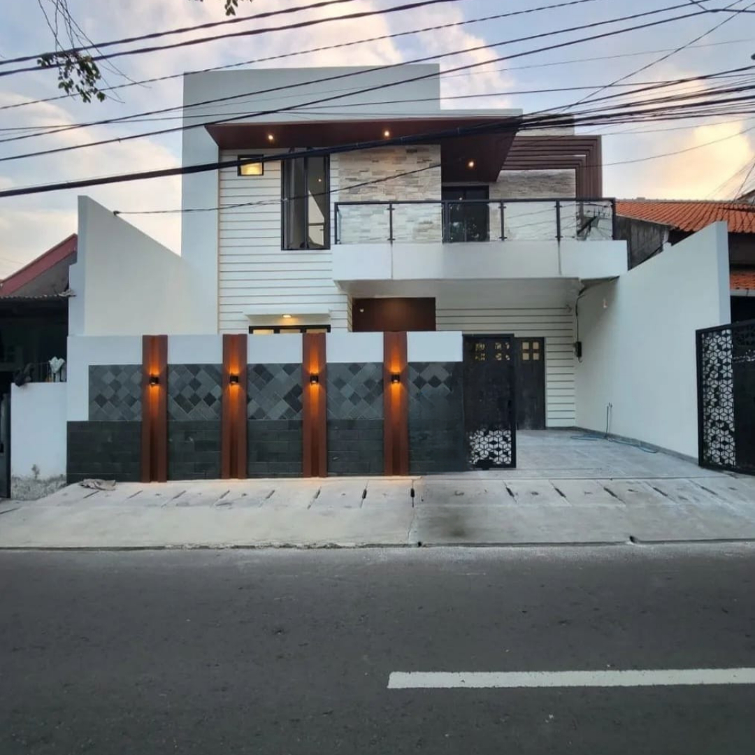 Rumah mewah siap di huni dengan lokasi strategis