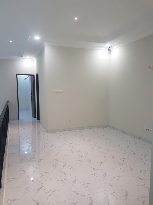 Rumah mewah siap di huni dengan lokasi strategis