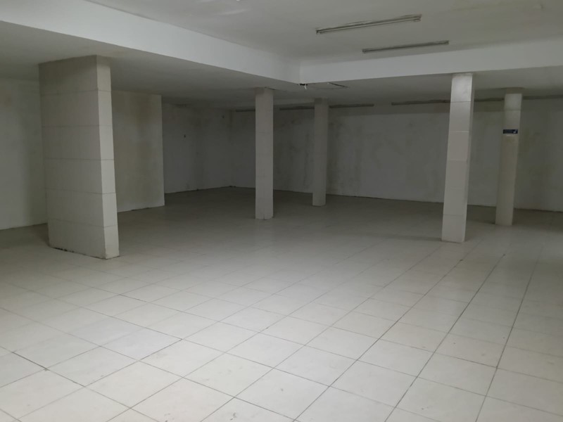 Dijual Bangunan Komersial Strategis di Jakarta Pusat - Lokasi Premium & Nilai Investasi Tinggi