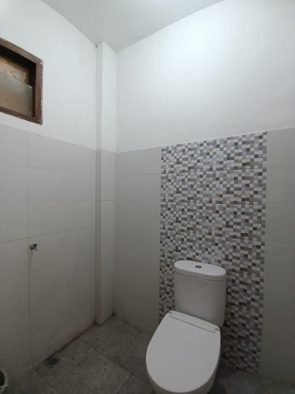 Disewakan ruko gwalk Citraland Surabaya Barat 