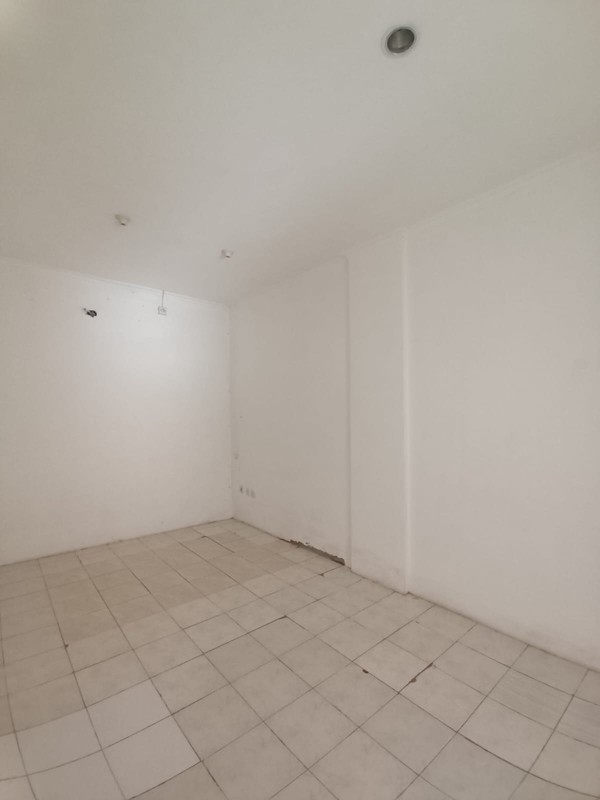 Disewakan ruko gwalk Citraland Surabaya Barat 