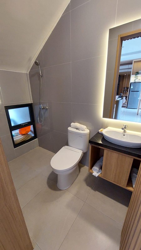 Rumah Mewah Modern 2 Lantai Cluster Reina Sofia Tipe Champagne Citra City Sentul