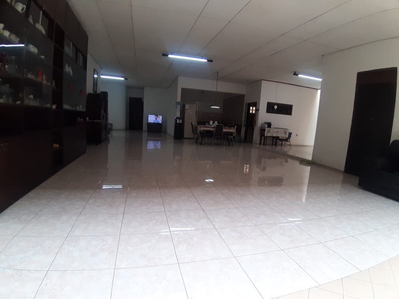 Rumah dijual siap huni cocok untuk dijadikan kantor