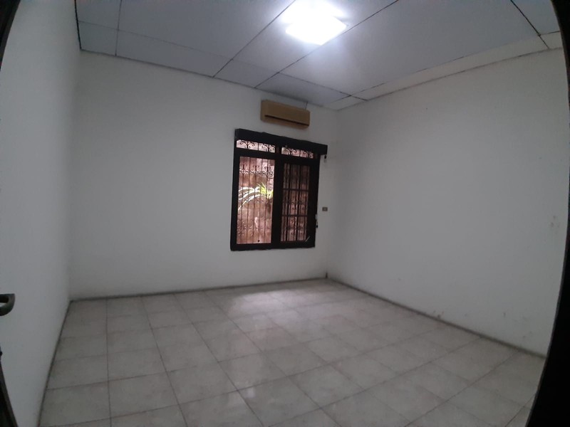 Rumah dijual siap huni cocok untuk dijadikan kantor