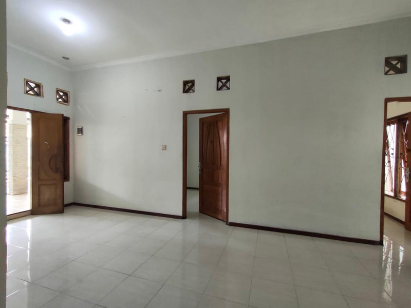 Hunian Asri & Strategis, Rumah Cantik di Dalam Perum Panggungharjo, Sewon, Bantul