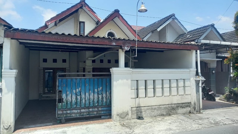 Hunian Asri & Strategis, Rumah Cantik di Dalam Perum Panggungharjo, Sewon, Bantul
