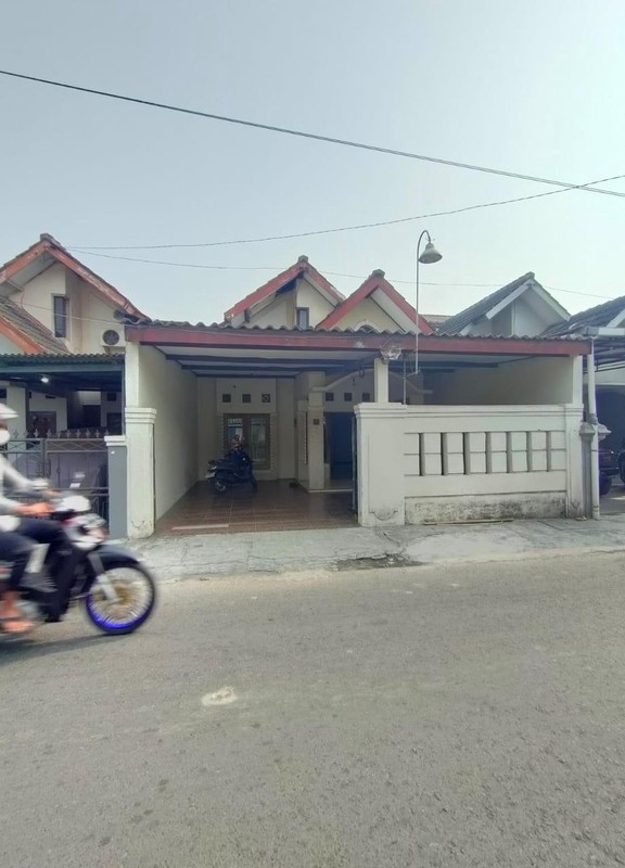 Hunian Asri & Strategis, Rumah Cantik di Dalam Perum Panggungharjo, Sewon, Bantul