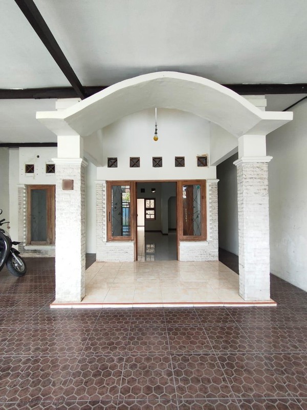 Hunian Asri & Strategis, Rumah Cantik di Dalam Perum Panggungharjo, Sewon, Bantul