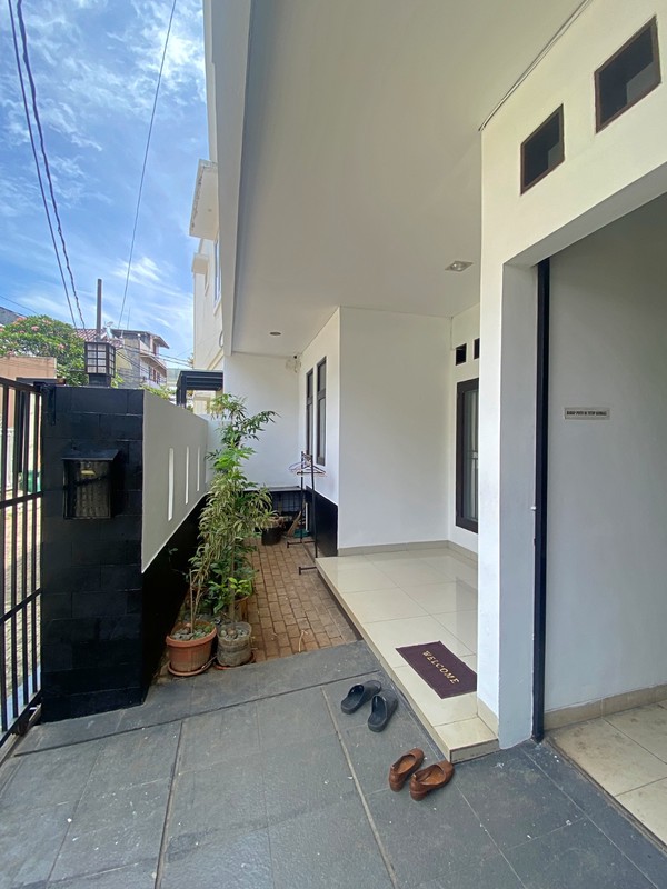 Rumah Kost Untuk Mes Karyawan di Bintaro Siap Huni