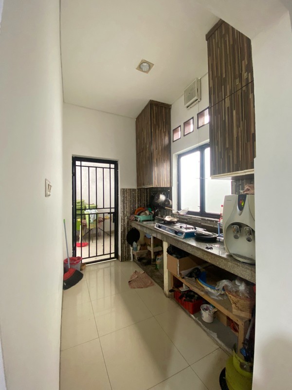 Rumah Kost Untuk Mes Karyawan di Bintaro Siap Huni