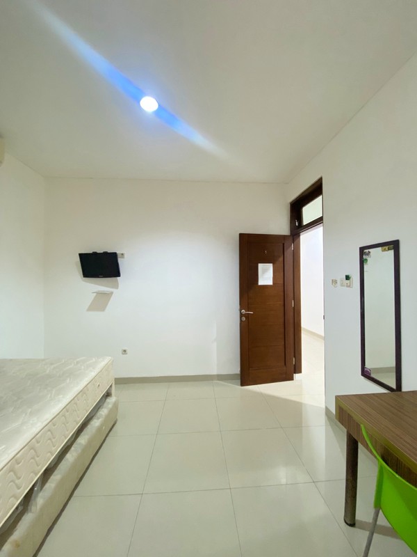 Rumah Kost Untuk Mes Karyawan di Bintaro Siap Huni