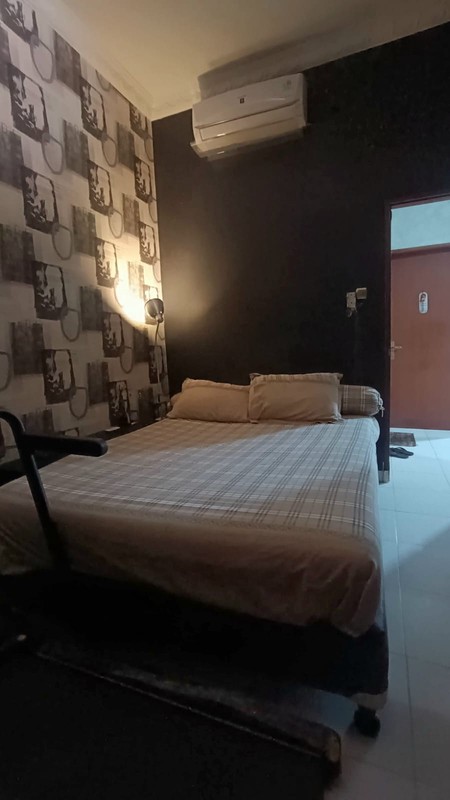 Rumah 2 lantai Javanese Industrial Design di Villa Melati Mas