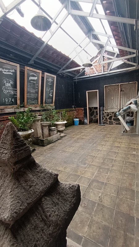 Rumah 2 lantai Javanese Industrial Design di Villa Melati Mas