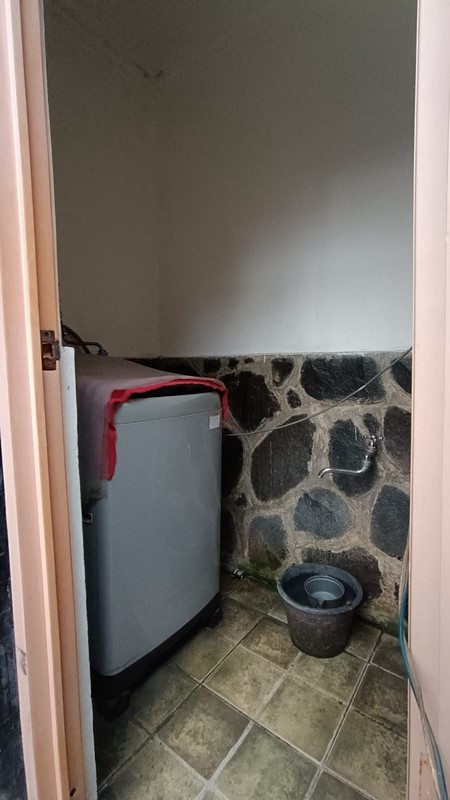 Rumah 2 lantai Javanese Industrial Design di Villa Melati Mas