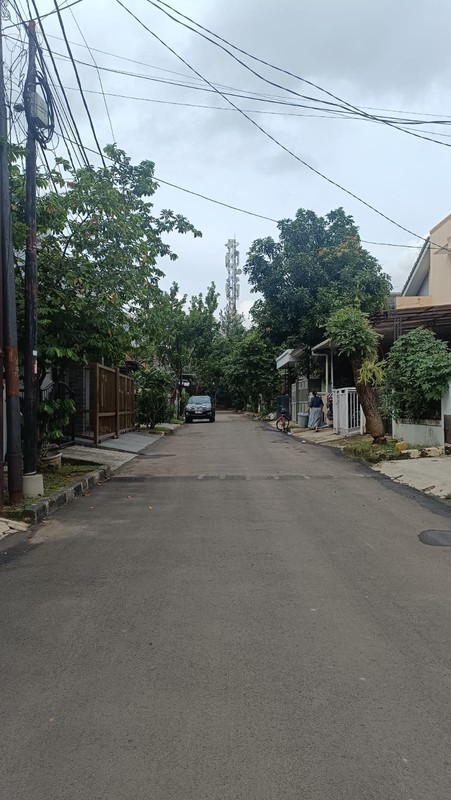 Rumah 2 lantai Javanese Industrial Design di Villa Melati Mas