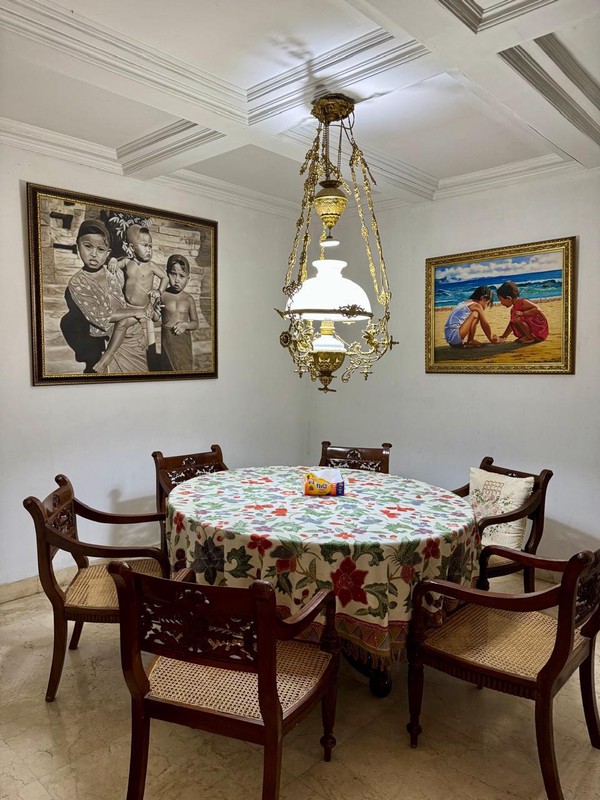 Rumah Bagus, Nyaman dan Asri, Lokasi Strategis di Jakarta Barat