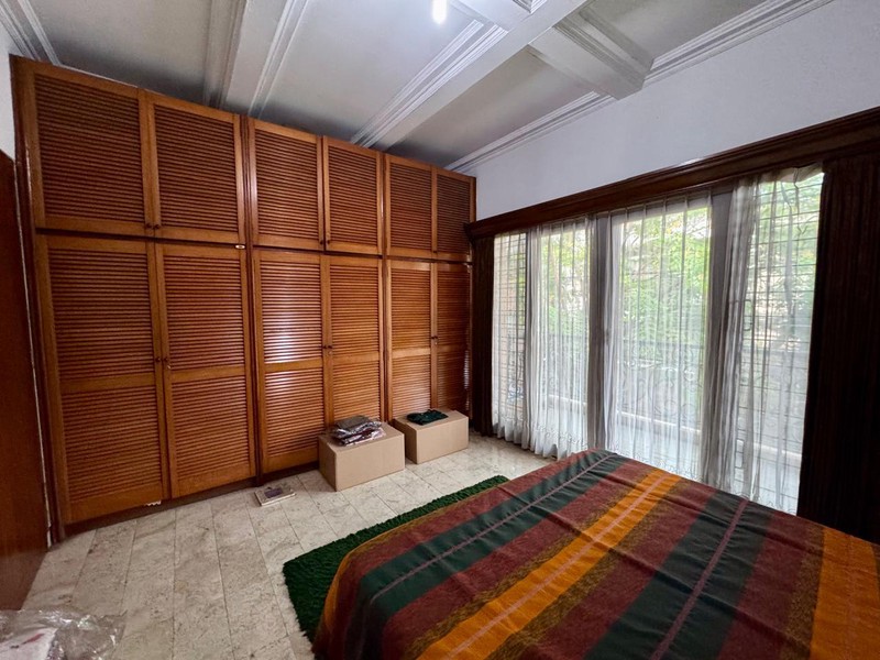 Rumah Bagus, Nyaman dan Asri, Lokasi Strategis di Jakarta Barat