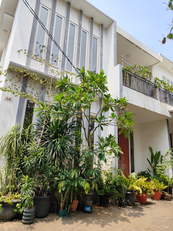 Dijual Rumah dan tempat usaha di Grogol 