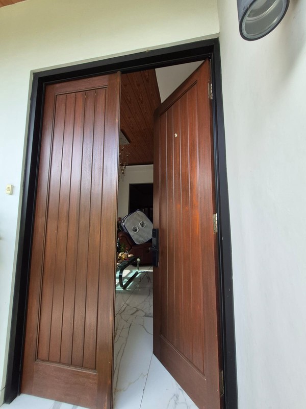 FOR RENT: Hunian Hoek Mewah & Full Furnished - Suvarna Sutera