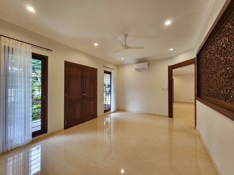 Dijual Rumah Exclusive Luxury Residence di Lebak Bulus