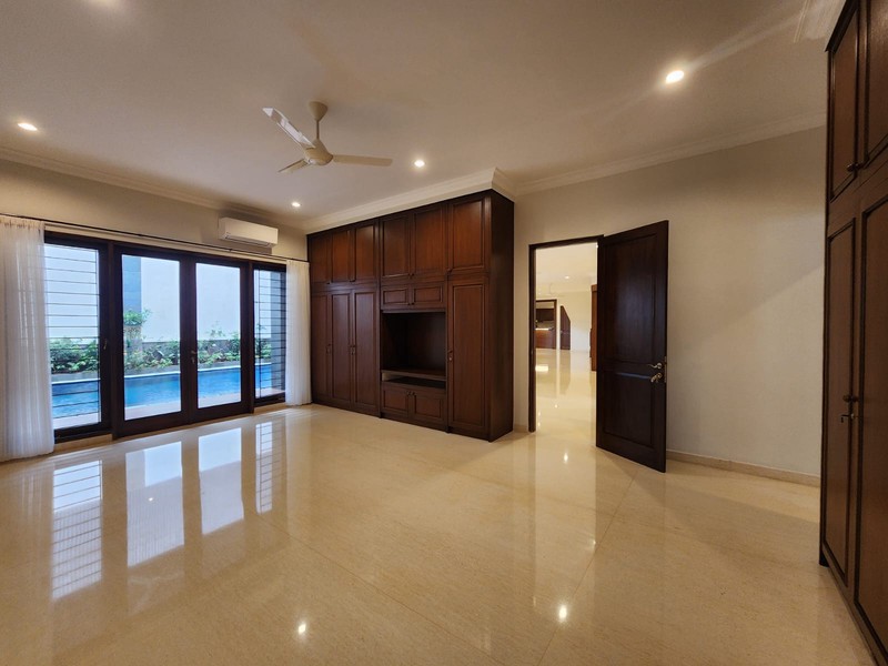 Dijual Rumah Exclusive Luxury Residence di Lebak Bulus