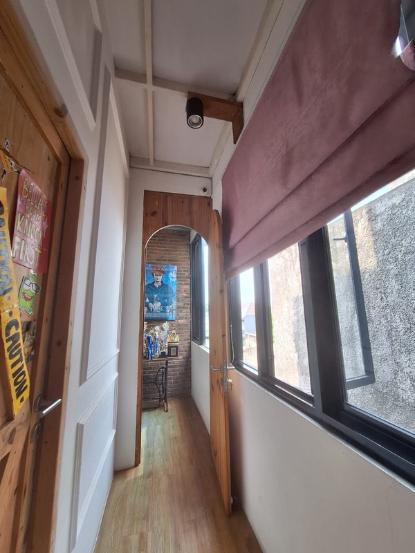 Rumah Modern di Veteran Jakarta Selatan 2,5 Lantai | SHM | Sentuhan Industrial Estetik