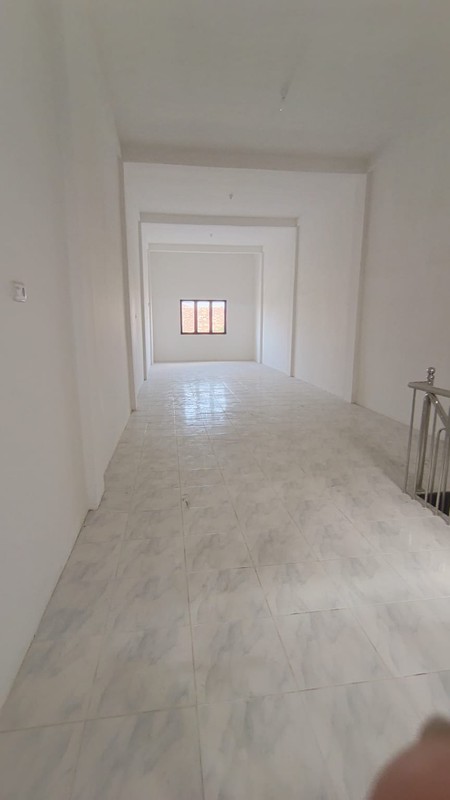 DISEWAKAN RUKO NEW 4 PINTU GANDENG