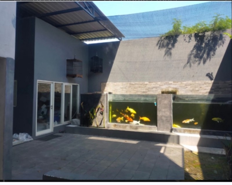 DIJUAL RUMAH MINIMALIS 2 LANTAI AREA KOMERSIAL