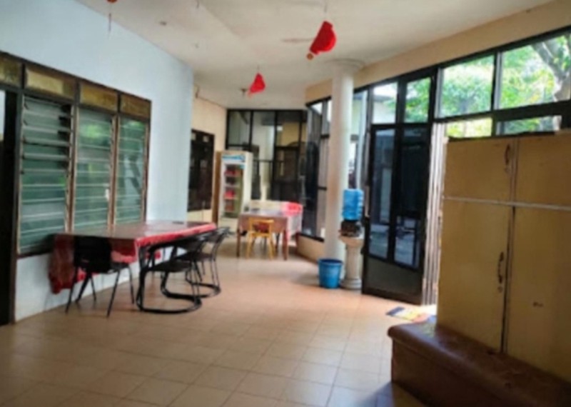 DIJUAL RUMAH USAHA RUNGKUT MURAHH