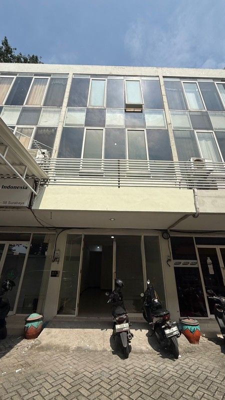 2 Milyaran Dijual Ruko Este Square MERR Surabaya Timur - Depan Kampus C UNAIR cocok buat Segala Usaha