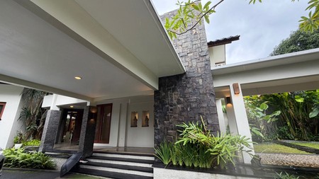 Dijual rumah di Jln Tumaritis Cilandak