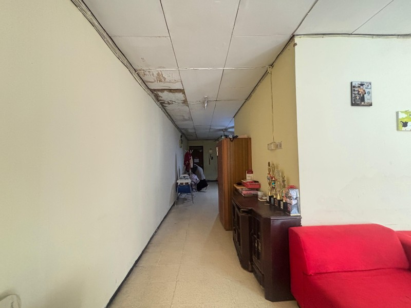 Rumah Akses Jalan Utama 2 mobil di Utan Kayu Jakarta Timur