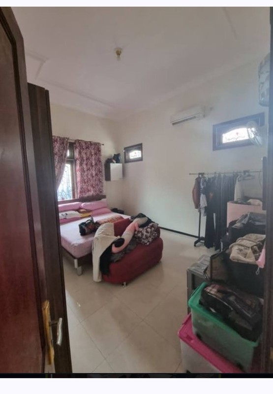 DIJUAL RUMAH SIAP HUNI 2 LANTAI PURIMAS PECATU SURABAYA