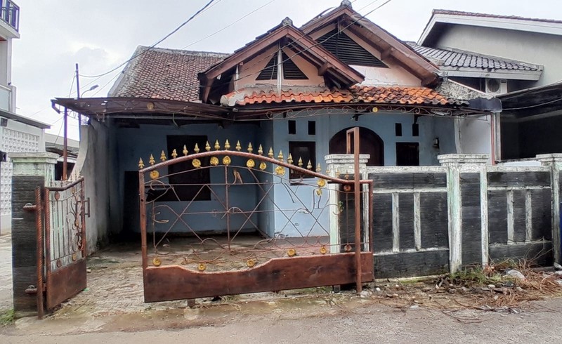 Di jual rumah di cireunde